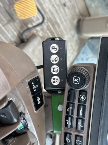 1433856-43 Traktor med lastare John Deere 7310R -2019