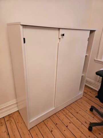 918961-8 Kontorsmöbler, Fritz Hansen bord & stolar, skrivare m.m.