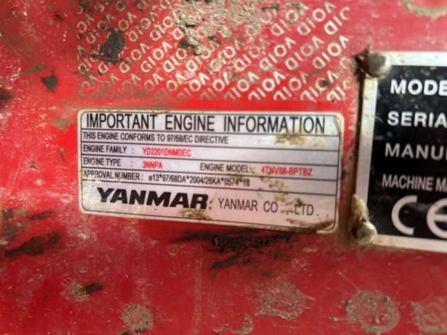 1378200-17 Bandgrävare med rototilt Takeuchi TB153FR -2009