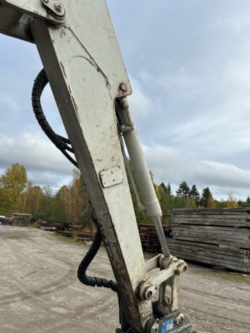 1378200-21 Bandgrävare med rototilt Takeuchi TB153FR -2009