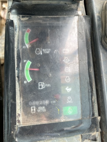 1378200-42 Bandgrävare med rototilt Takeuchi TB153FR -2009