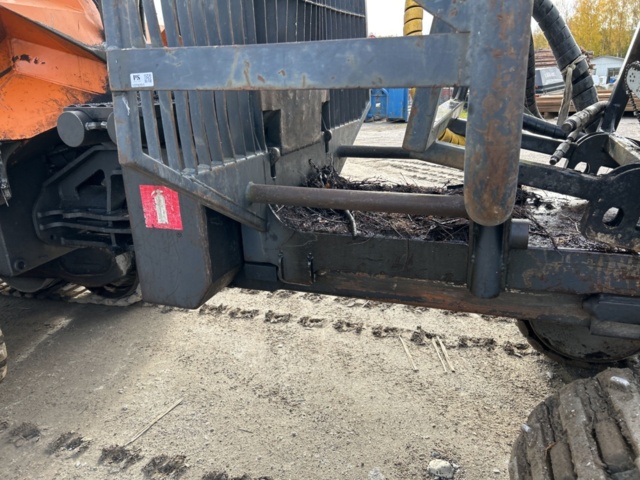 1378201-10 Kombimaskin skördare/skotare Timbear Lightlogg C