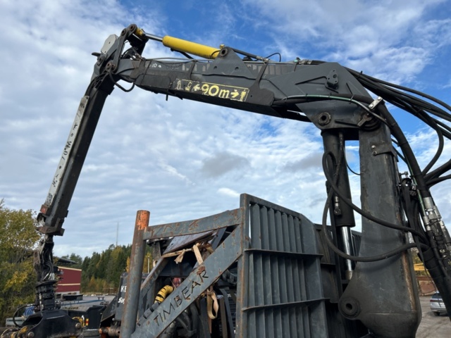 1378201-30 Kombimaskin skördare/skotare Timbear Lightlogg C