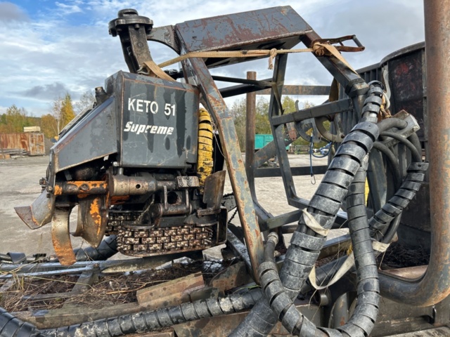 1378201-33 Kombimaskin skördare/skotare Timbear Lightlogg C