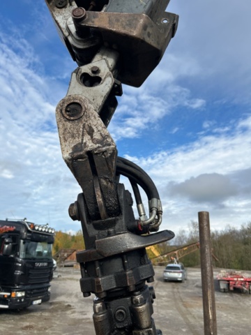 1378201-40 Kombimaskin skördare/skotare Timbear Lightlogg C