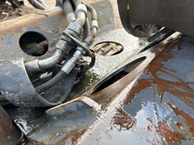 1378201-41 Kombimaskin skördare/skotare Timbear Lightlogg C