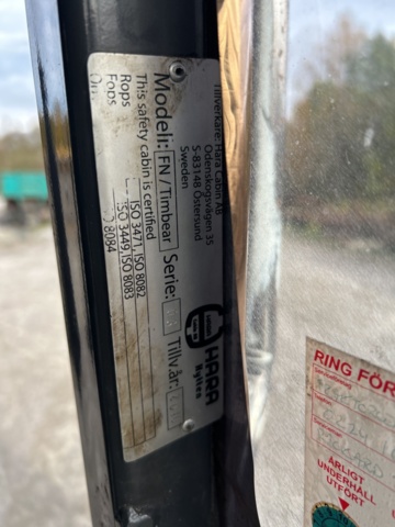 1378201-45 Kombimaskin skördare/skotare Timbear Lightlogg C