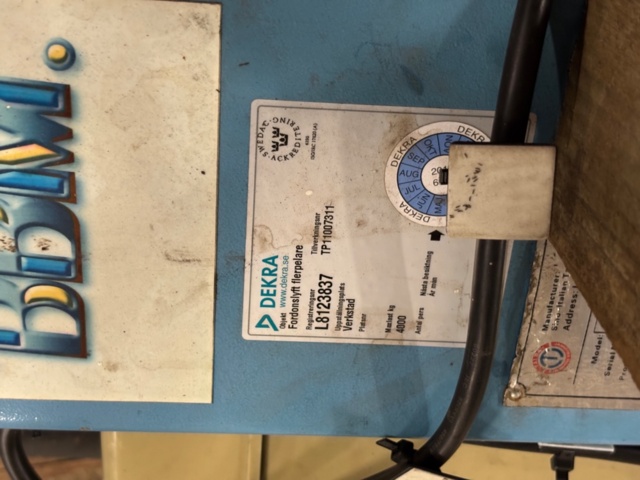 1410672-7 Tvåpelarlyft 4 ton, 2 st