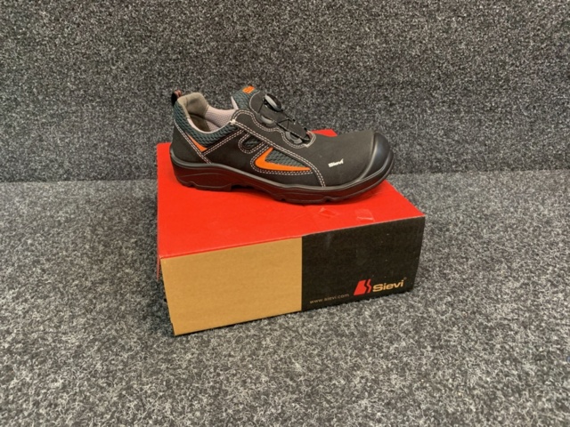 1430751-1 Skyddsskor Sievi Roller XL + S3, Strl 45