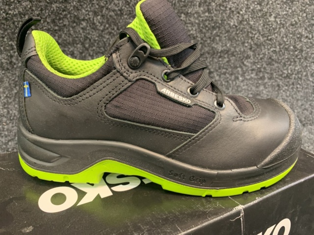 1430938-2 Skyddsskor Arbesko 943, Strl 39