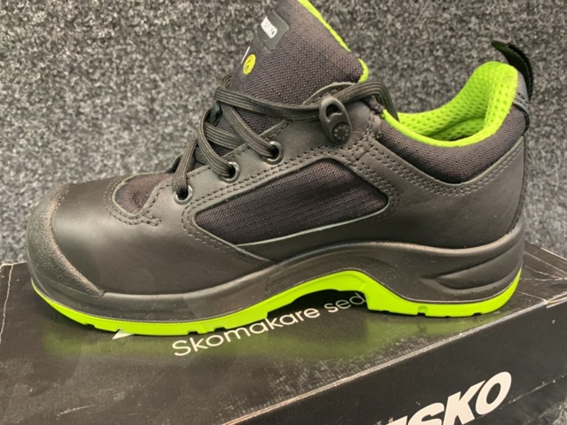 1430938-4 Skyddsskor Arbesko 943, Strl 39