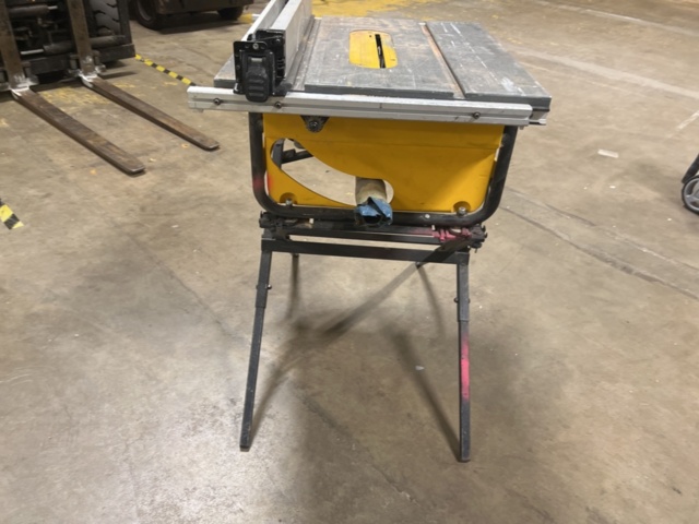 1431161-4 Table saw with stand - DeWalt DW745-QS