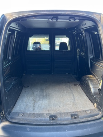 1351328-15 Volkswagen Caddy Van 2.0 TDI BlueMotion Manuell, 150hk, -2016