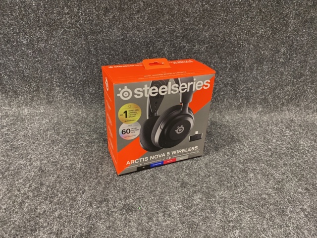 1429414-2 Gamingheadset SteelSeries Arctis Nova 5 Wireless (svart)