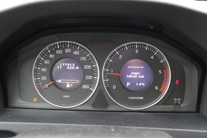 1430304-25 Volvo V60 D2 Powershift, 115hk, -2012