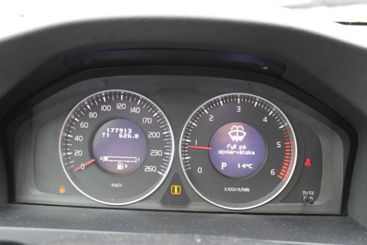 1430304-27 Volvo V60 D2 Powershift, 115hk, -2012