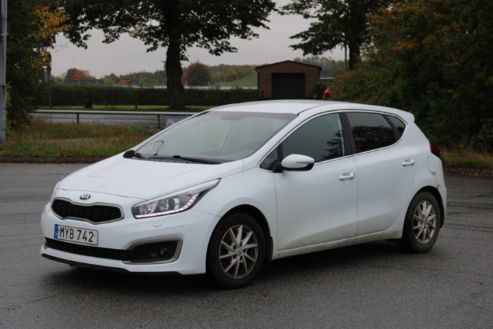 1430305-1 Kia cee'd 1.6 CRDi Manuell, 136hk, 2016