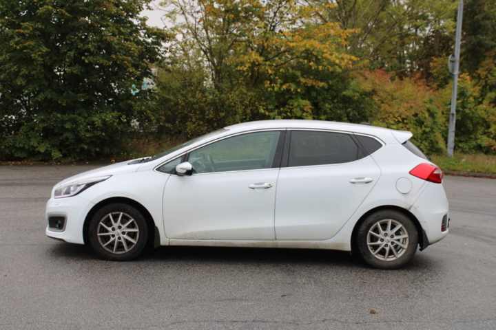 1430305-2 Kia cee'd 1.6 CRDi Manuell, 136hk, 2016