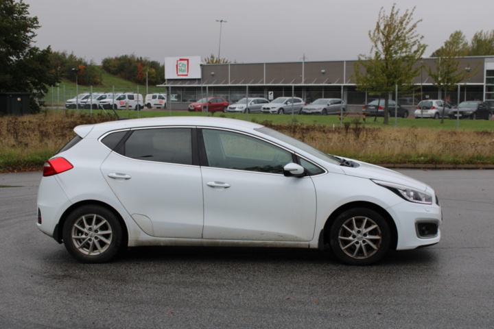 1430305-6 Kia cee'd 1.6 CRDi Manuell, 136hk, 2016