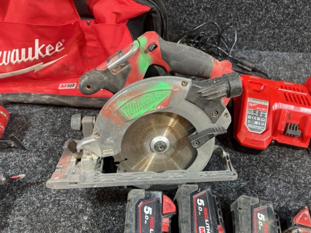 1431173-10 Verktygspaket - Milwaukee