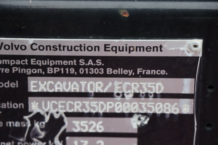 1431883-7 Excavator Volvo ECR35D 3.5 tons, 2 buckets