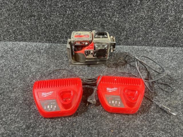 1431180-1 Korslaser - Milwaukee M12 3PL