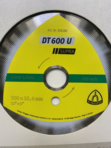 1429704-2 Diamantkapskiva Klingspor DT600 U 300x25,4 mm