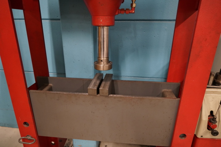 1403963-3 Stenhøj FlexiPress FP60 – El hydraulisk verkstadspress 60 ton