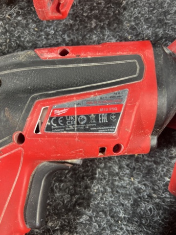 1431185-5 Skruvautomat 2 st med skruvdragare 2 st - Milwaukee