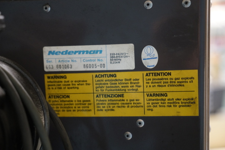 1403969-8 Nederman Extraction system on stand – complete with hose and filter