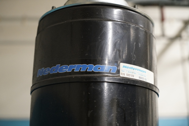 1403969-12 Nederman Extraction system on stand – complete with hose and filter