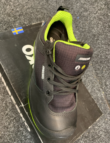 1430940-3 Skyddsskor Arbesko 943, Strl 38