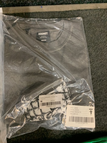 1421310-9 10 st klädesplagg, Strl M