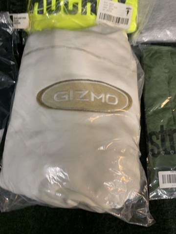 1421311-8 8 st klädesplagg, Strl M