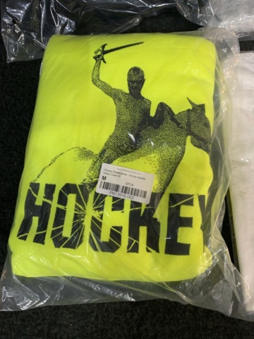 1421312-9 8 st klädesplagg, Strl M