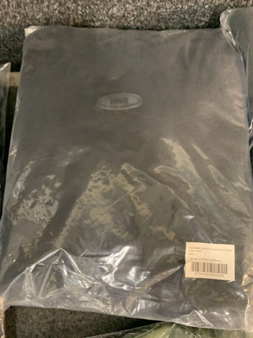 1421329-3 10 st klädesplagg, Strl L