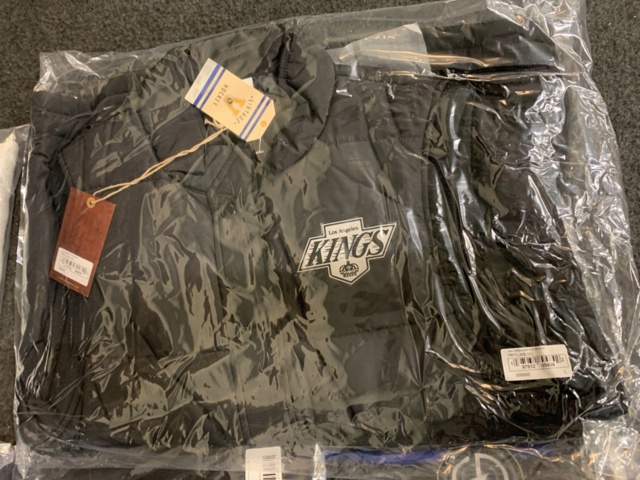 1421329-6 10 st klädesplagg, Strl L