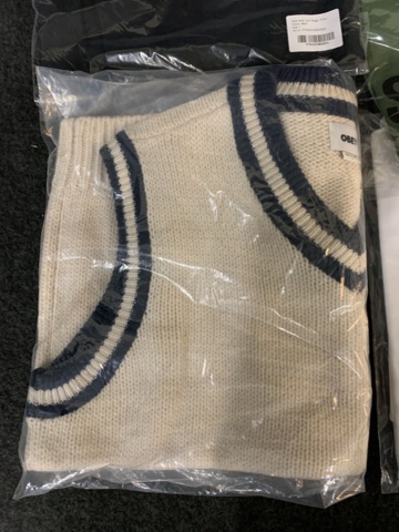 1421329-11 10 st klädesplagg, Strl L