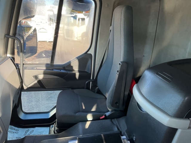 1406554-12 Liftdumper Volvo FE 7.1 I-Shift, 320hk, 2008