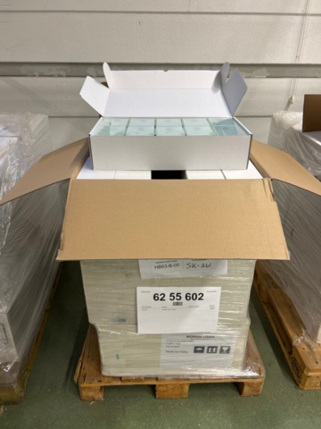 1368033-16 Stort parti med laboratorietillbehör och utrustning - ca 700 000 artiklar