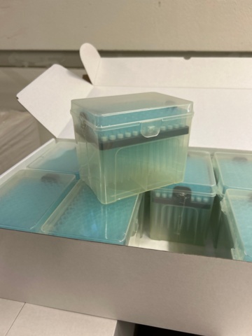 1368033-17 Stort parti med laboratorietillbehör och utrustning - ca 700 000 artiklar