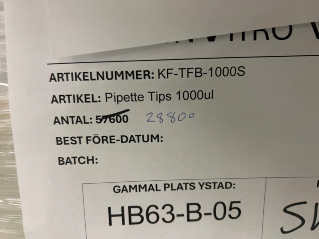 1368033-18 Stort parti med laboratorietillbehör och utrustning - ca 700 000 artiklar