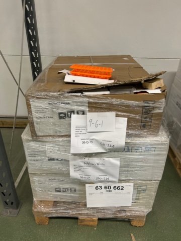 1368033-59 Stort parti med laboratorietillbehör och utrustning - ca 700 000 artiklar