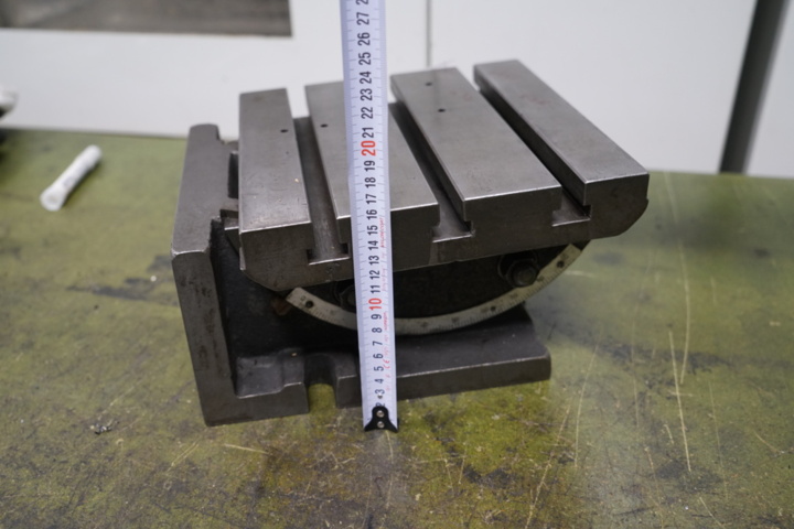 1403992-5 Angle table – adjustable with graduated scale