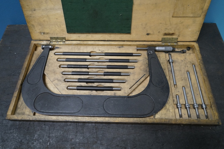 1404071-2 Large outside micrometer in wooden box – 300–500 mm