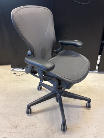 1409248-3 Office chair - Herman Miller