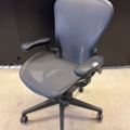 1409260-1 Office chair with armrests - Herman Miller