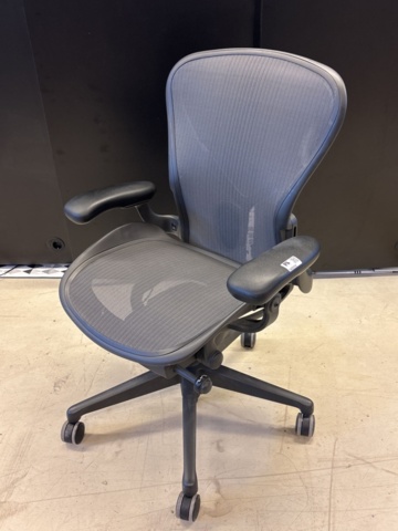 1409260-1 Office chair with armrests - Herman Miller