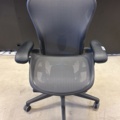 1409260-2 Office chair with armrests - Herman Miller