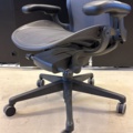 1409260-6 Office chair with armrests - Herman Miller